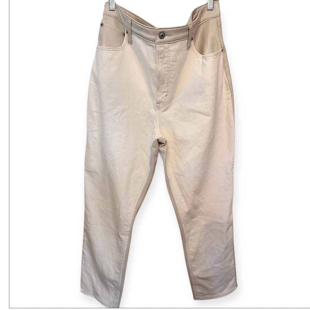 EUC Abercrombie & Fitch Light Beige Chino Pant